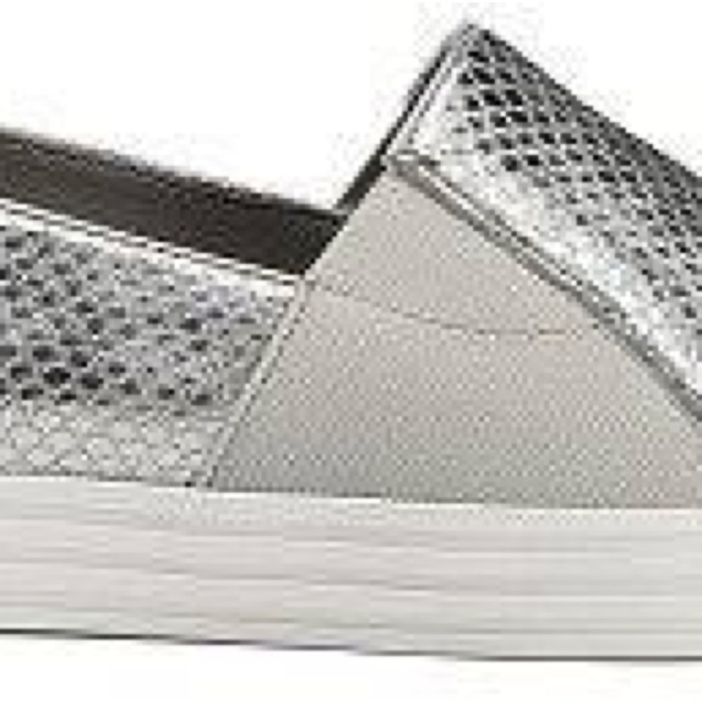 Comfy Aerosoles silver SALTWATER stretchy slip-ons 7.5 EUC - Picture 2 of 8
